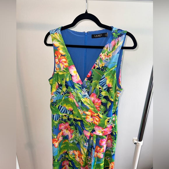 EUC Like New Lauren Ralph Lauren V-neck Floral sleeveless dress - Picture 7 of 8